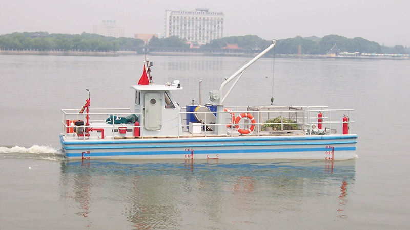 蓝藻打捞船简介--国家科技支撑计划资助项目，编号：2009BAC52B00